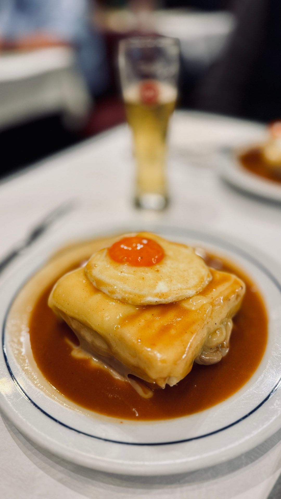 A francesinha padrão, Brasão